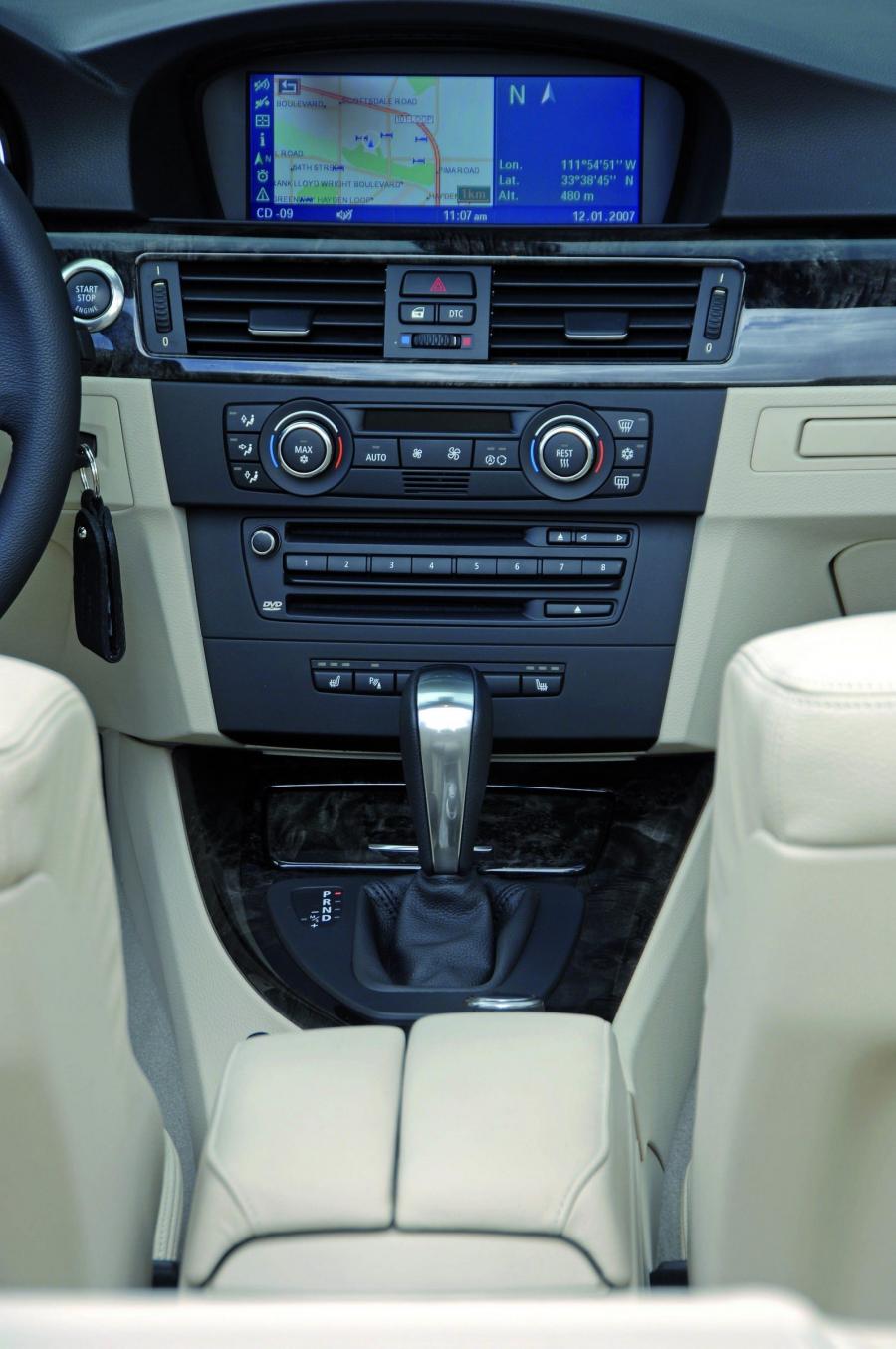  BMW 3-Series Convertible 2007 года  (фото 89 из 239)